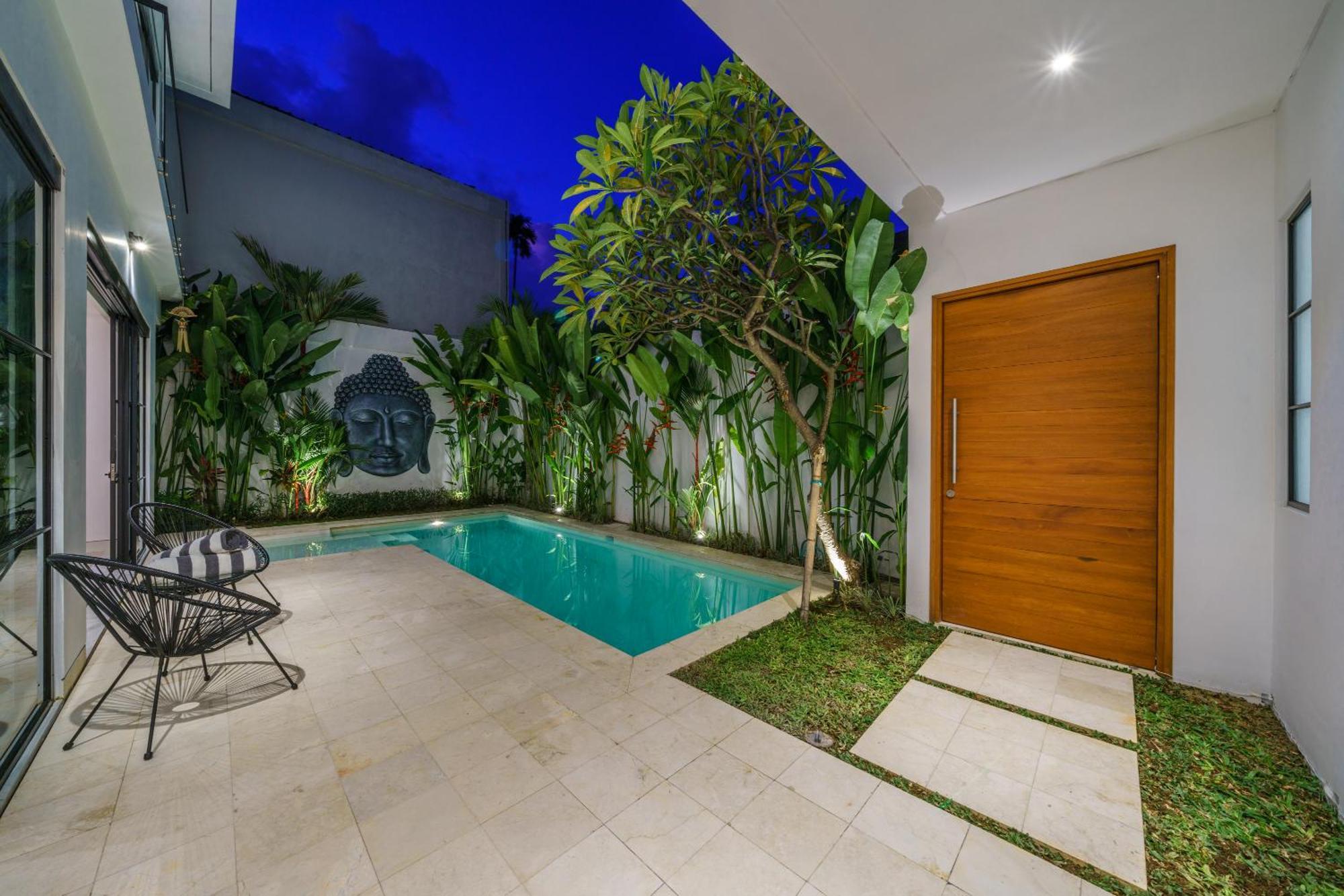 Villa Blue Water By Goro *